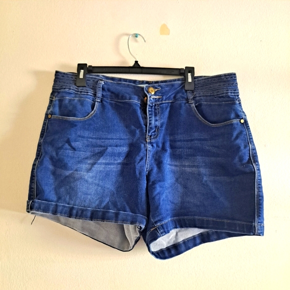 one 5 one Pants - One5one denim shorts / bermuda shorts